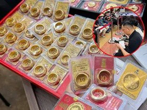 Vàng lên 106,4 triệu đồng, người đàn ông ở Hà Nội tranh thủ chốt lời, lãi gần 1 tỷ