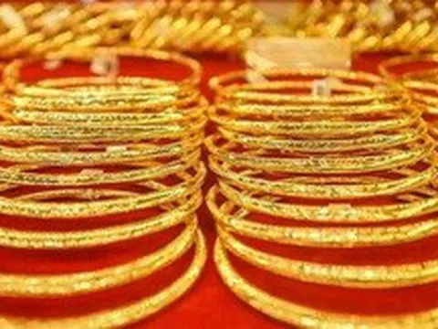 Giá vàng hôm nay 13/4: Tiếp tục tăng mạnh không ngừng