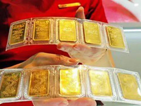 Giá vàng đắt chưa từng thấy, chuyên gia chỉ ra 3 chất kích thích đà tăng không cản nổi