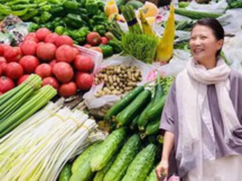 Nhà tôi 4 người, ăn uống đủ món mỗi ngày mà tiền chợ không quá 1 triệu/tuần là nhờ mẹ tôi đi chợ kiểu này