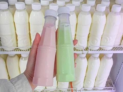 Đi tìm tiệm sữa tươi ngon bổ rẻ nhất Sài Gòn, chủ quán "bảo thủ" không đổi vị, khách xếp hàng dài chờ uống mỗi ngày