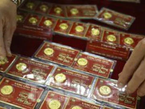 Giá vàng bất ngờ vọt tăng