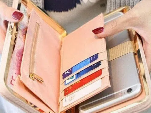 3 điều người có tiền không bao giờ làm với ví của họ và bạn cũng nên tránh