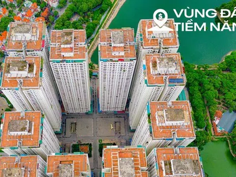 Chung cư có tường bong tróc, thi thoảng thang máy lại hỏng, thiếu nước... có giá tăng gấp 3 lần, hở ra là cháy hàng