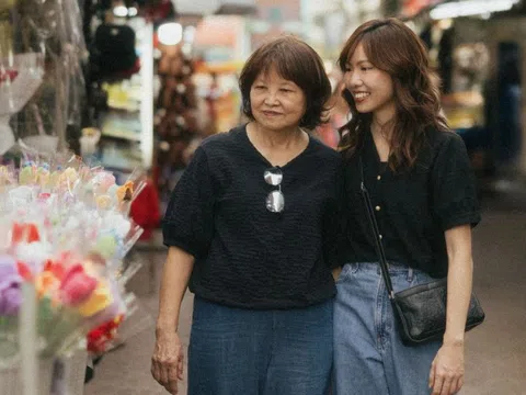 Mẹ 50 tuổi và con gái 25 tuổi: Hai thế hệ, hai cách tiêu tiền trái ngược đến khó tin