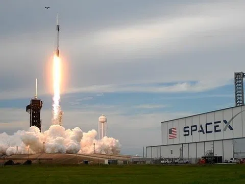 SpaceX của tỷ phú Elon Musk chi 17 tỷ USD mở rộng mảng kết nối 5G