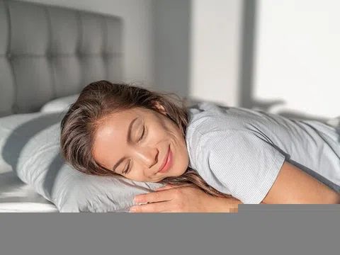 Hai thói quen trước khi ngủ giúp da mềm mịn, ngừa nếp nhăn