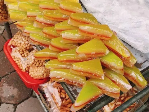 Ở Hà Nội có một loại bánh “9 tầng mây” tượng trưng cho sự cao quý, là đặc sản quê giữa lòng thành phố