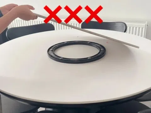 5 mẫu bàn ăn "phản chủ": Càng dùng càng thấy sai lầm