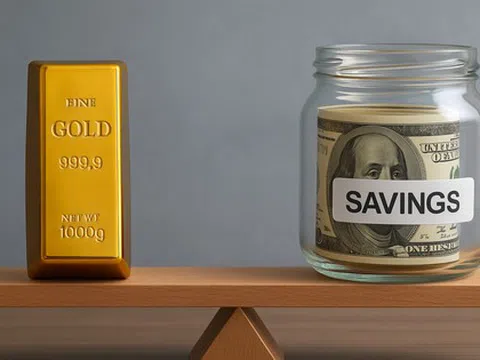 Có 500 triệu đồng nên mua vàng hay "tranh thủ" gửi tiết kiệm hưởng lãi suất cao?