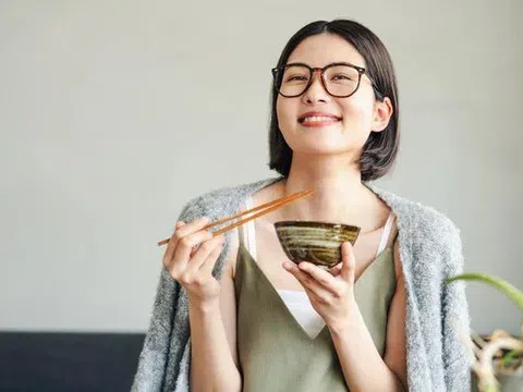 35 tuổi tôi mới nhận ra: Không ngờ tôi nghèo suốt nhiều năm chỉ vì 3 thói quen này