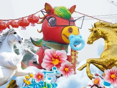 Linh vật ngựa Tết Bính Ngọ 2026 ở các tỉnh thành, đâu là tuấn mã xịn nhất?