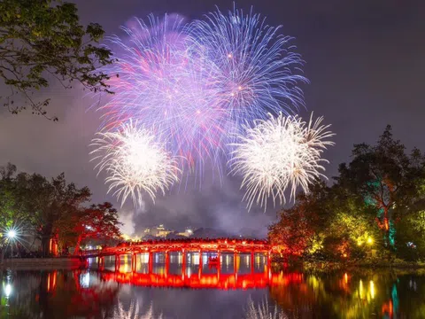 Địa điểm xem bắn pháo hoa ở Hà Nội đêm giao thừa tết Bính Ngọ 2026