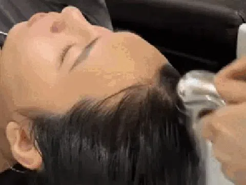 Dịch vụ gội đầu ở Việt Nam "đỉnh của thế giới", đến Trung Quốc 1,4 tỷ dân cũng phải khen hết lời