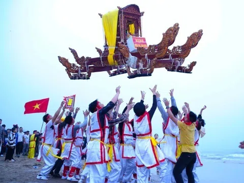 10 lễ hội từ Bắc vào Nam dịp tháng Giêng