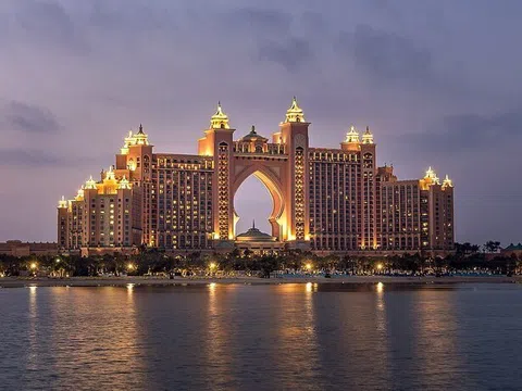 Hào phóng kiểu Trung Đông: Dubai và Abu Dhabi yêu cầu các khách sạn miễn phí ăn ở cho du khách bị mắc kẹt, hết bao nhiêu chính quyền chi trả!