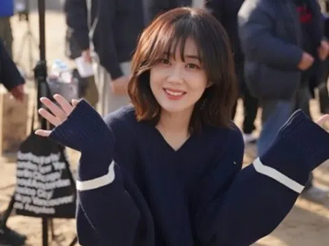 7 thói quen đơn giản giúp Jang Na Ra tự tin khoe mặt mộc ở tuổi 45