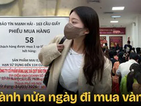 Đi mua vàng hôm nay: STT 58 phải chờ gần 1 tiếng, người mua 5 chỉ chấp nhận “lấy giấy hẹn”, 40 ngày sau quay lại lấy vàng
