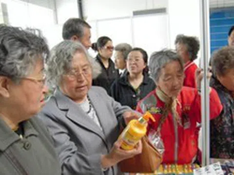 Tuổi 60 có 600 triệu trong tay nhưng chi 200 triệu cho “kéo dài tuổi thọ”: Bài toán tài chính khiến nhiều gia đình tranh cãi