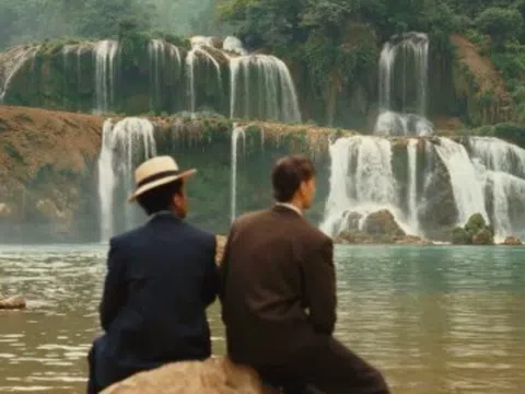 Khách Tây choáng ngợp trước cảnh sắc Cao Bằng, tung video hút 6 triệu lượt xem