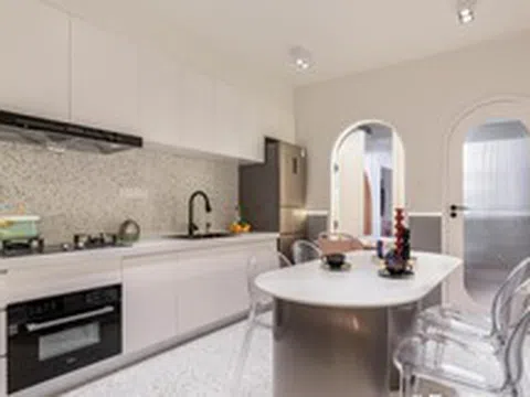 34m² cho 5 người, 3 thế hệ vẫn đủ riêng tư: Cách cải tạo khiến nhiều gia đình suy nghĩ lại chuyện mua nhà