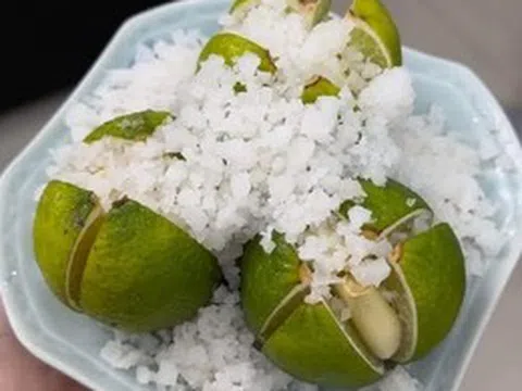 Không phải mê tín, giờ mới biết vì sao nhiều nhà luôn đặt 1 bát chanh muối ở góc phòng
