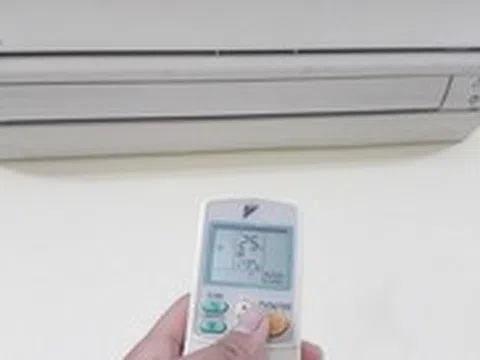 Bật điều hoà nên đóng hay mở cửa sổ? Trả lời sai bạn mất cả triệu tiền điện