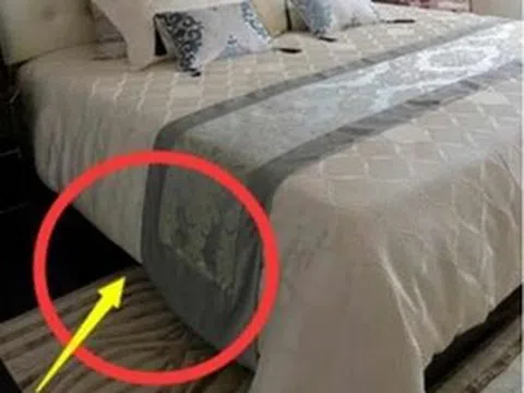 Không phải mê tín, giờ mới biết vì sao nhiều nhà để 1 chậu nước dưới gầm giường