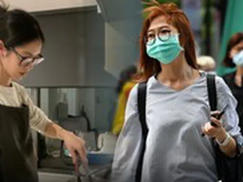 Giá cả leo thang, tiêu 1 đồng cũng rén: Giờ ăn no là được, 3 tháng mới dám ăn 1 bữa ngon, mua sắm thì thôi hẳn