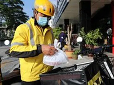 Từng là chủ nhà hàng lẩu, người đàn ông đi làm shipper kiếm 70 triệu đồng/tháng thừa nhận: “Không có công việc nào trả lương cao hơn”