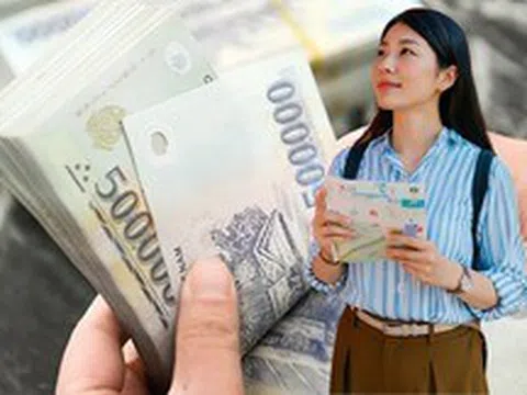 Nghỉ lễ 30/4: Mang bao nhiêu tiền mặt là đủ khi đi du lịch?