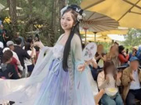Ai nghỉ lễ chứ “cô Long Đà Lạt” lại bở hơi tai, tất bật đón khách thập phương đổ về