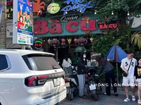Hiện tượng "lạ" ở Hải Phòng sáng 30/4: Ra đường gặp toàn người Hà Nội, dân địa phương vừa buồn ngủ vừa buồn cười!