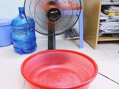 Mẹo làm mát nhà không cần điều hòa, chỉ cần quạt và nước đá: EVN cảnh báo