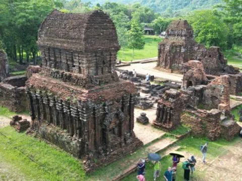 Vẻ đẹp kỳ bí tại "thung lũng của các vị thần Champa" nghìn năm tuổi