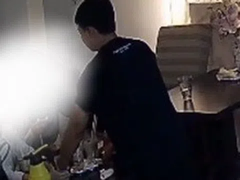 Xôn xao vụ khách nữ gạ gẫm nhân viên nam không thành, đánh giá quán 1 sao
