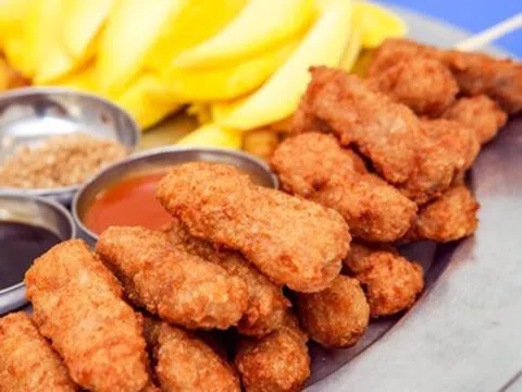 Ở Hà Nội có món ăn vặt mang tên dễ gây hiểu lầm nhưng lại được yêu thích: Mách bạn 5 địa chỉ uy tín, ăn thử là ghiền...