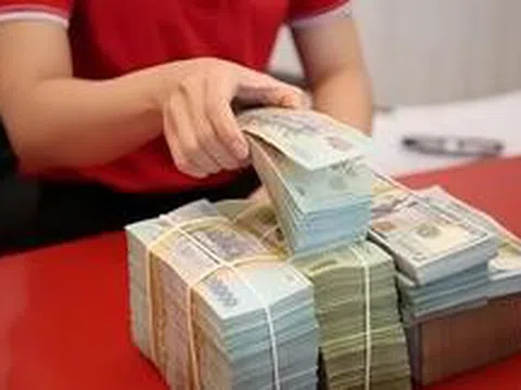 Dư 50 triệu có nên gửi ngân hàng?