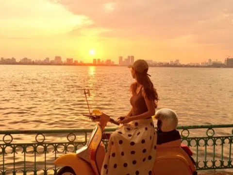 Nửa ngày với Hà Nội vào thu