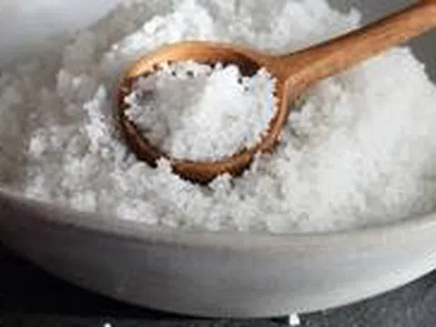 5 lý do vì sao nhiều gia đình đặt bát muối ở các góc nhà