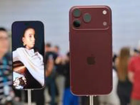 Người Việt đổ xô đặt mua, iPhone 18 Pro Max "cháy hàng" chỉ sau 10 phút