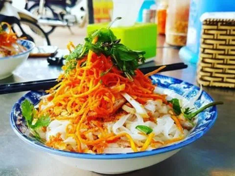 Đặc sản phở chua và 5 phiên bản nhất định phải thưởng thức, hút khách nhờ loại nước xốt “thần thánh” chỉ 40.000 đ/bát
