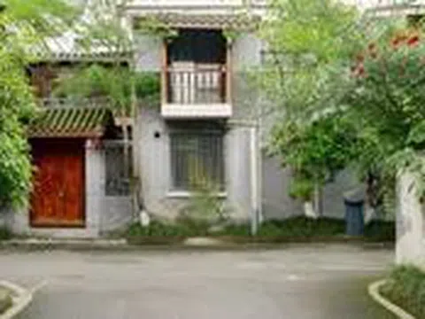 3 điều cần biết nếu đường đâm thẳng vào cổng nhà