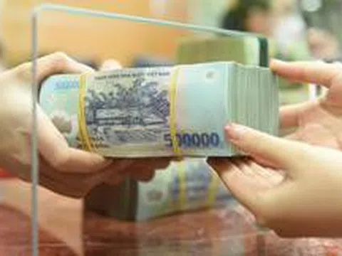 Đến ngày đáo hạn sổ tiết kiệm, đừng vội tái tục toàn bộ: Có 3 việc nên kiểm tra trước