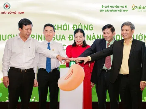 Sữa đậu nành học đường - Hành trình 10 năm bền bỉ trao dinh dưỡng lành, gieo mầm tương lai xanh