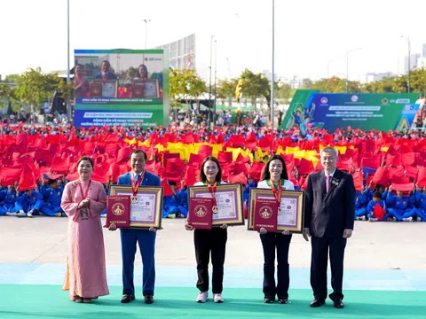 60.000 học sinh lập kỷ lục kép Việt Nam và thế giới với màn đồng diễn võ nhạc Vovinam ấn tượng