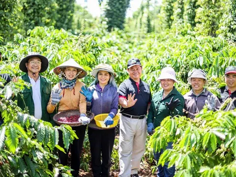 Tổng Giám đốc Nestlé Việt Nam được vinh danh trong Top 100 Doanh nhân tiêu biểu toàn quốc